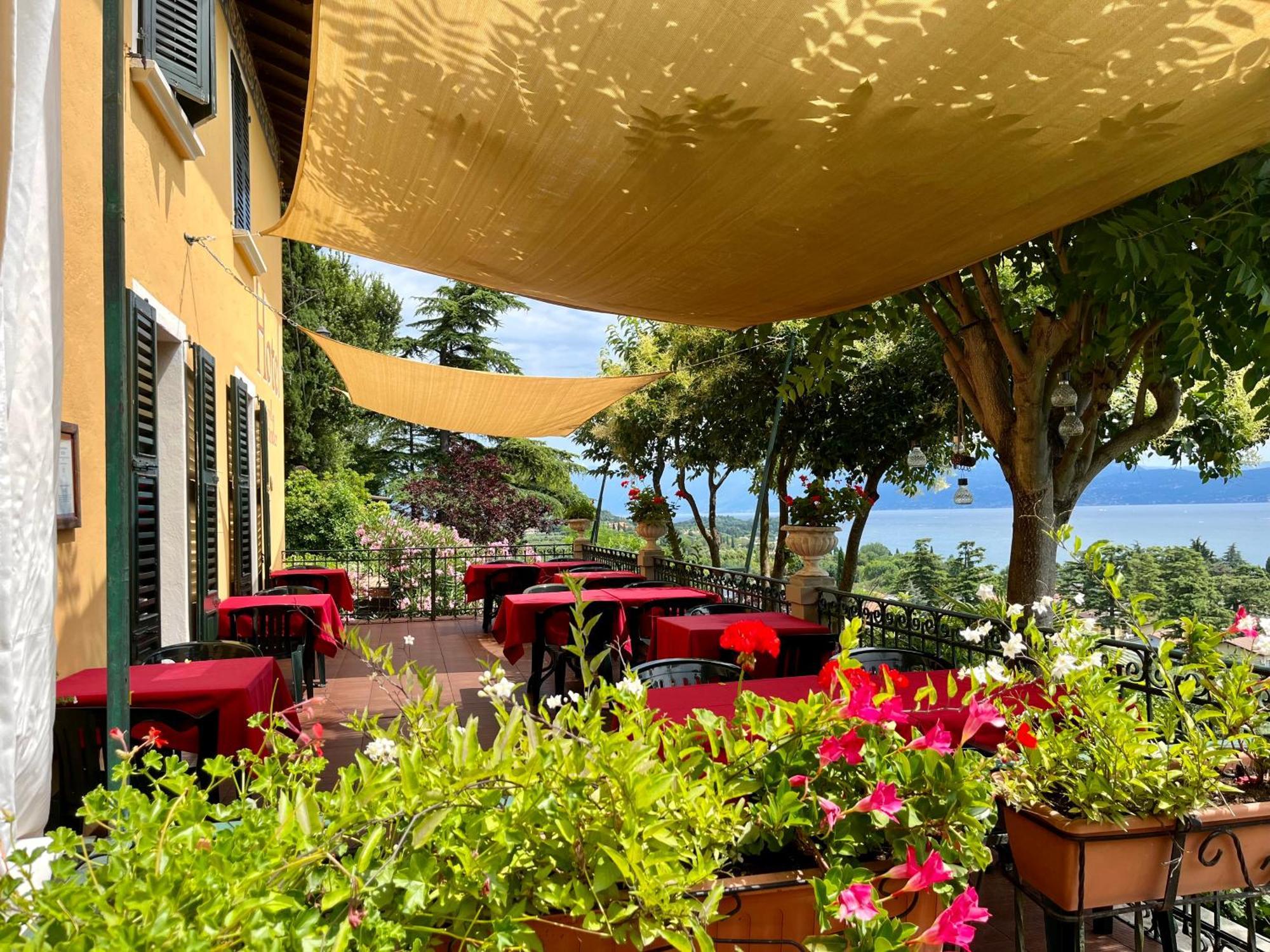 Villa Schindler Manerba del Garda Exteriör bild