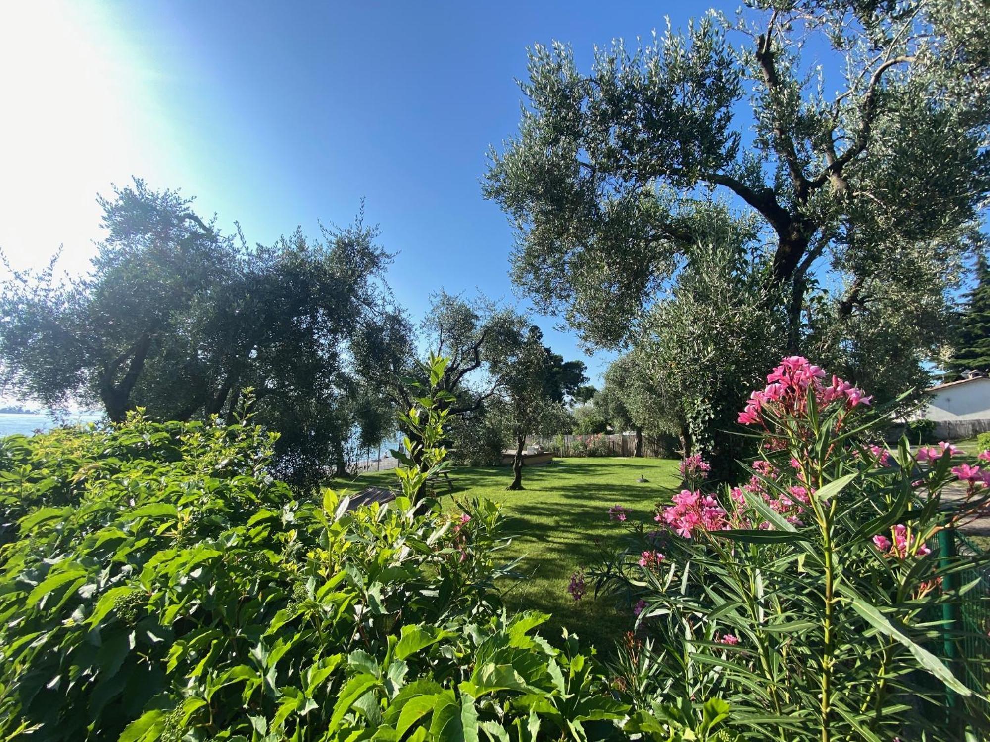 Villa Schindler Manerba del Garda Exteriör bild